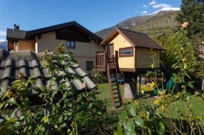 Lo Sherpa Holiday Home